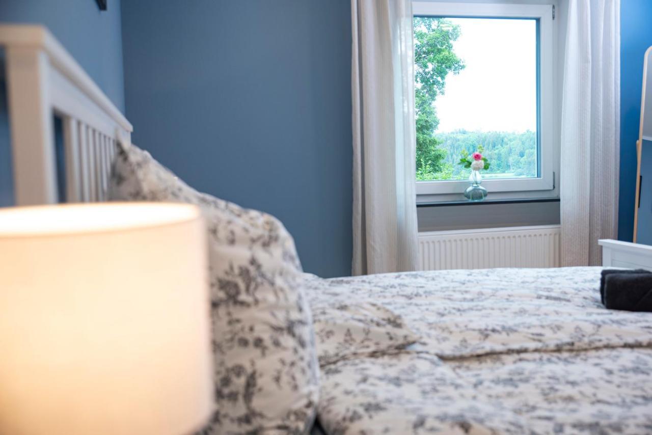 Moderne Wohnung Im Gruenen Mit Privatem Garten Donaueschingen Eksteriør billede